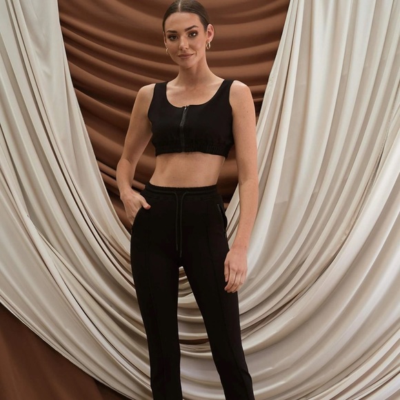 Ivory & chain ILA TOP - BLACK - Picture 1 of 7